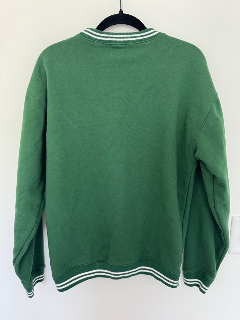 Disney Winnie The Pooh Green Vintage Style Graphic Crewneck Sweatshirt - Size S - Picture 5 of 6